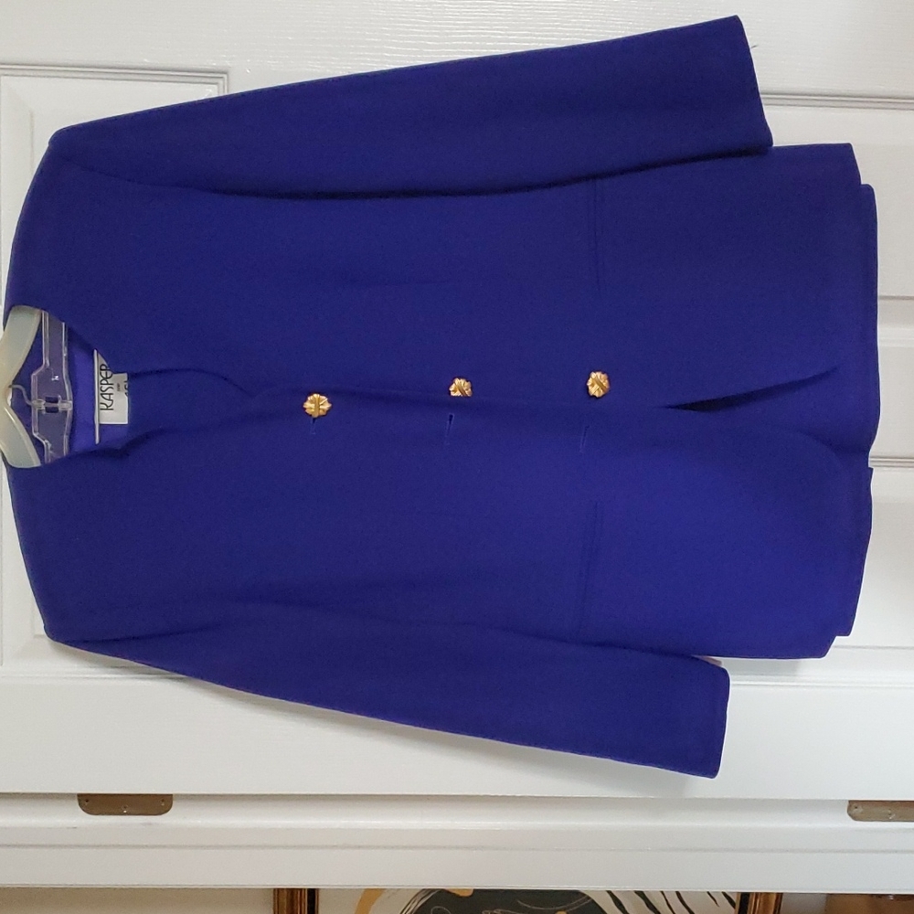 New Kasper suit